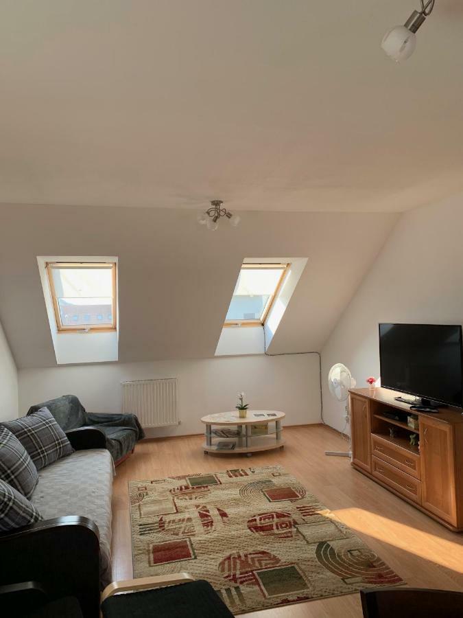 Apartments Biely Kostol 外观 照片